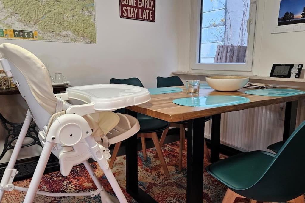 Stadt-Ferienwohnung Mit 55 M² Fuer 2 Erw. Personen Und Kind Bis 3 Jahren Bad Lauterberg Zewnętrze zdjęcie
